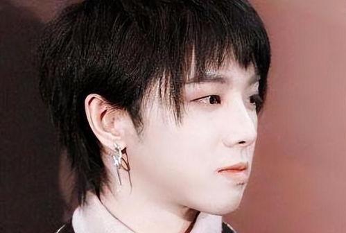 娱乐圈吃瓜宋亚轩微博,娱乐圈幕后真相大揭秘  第1张